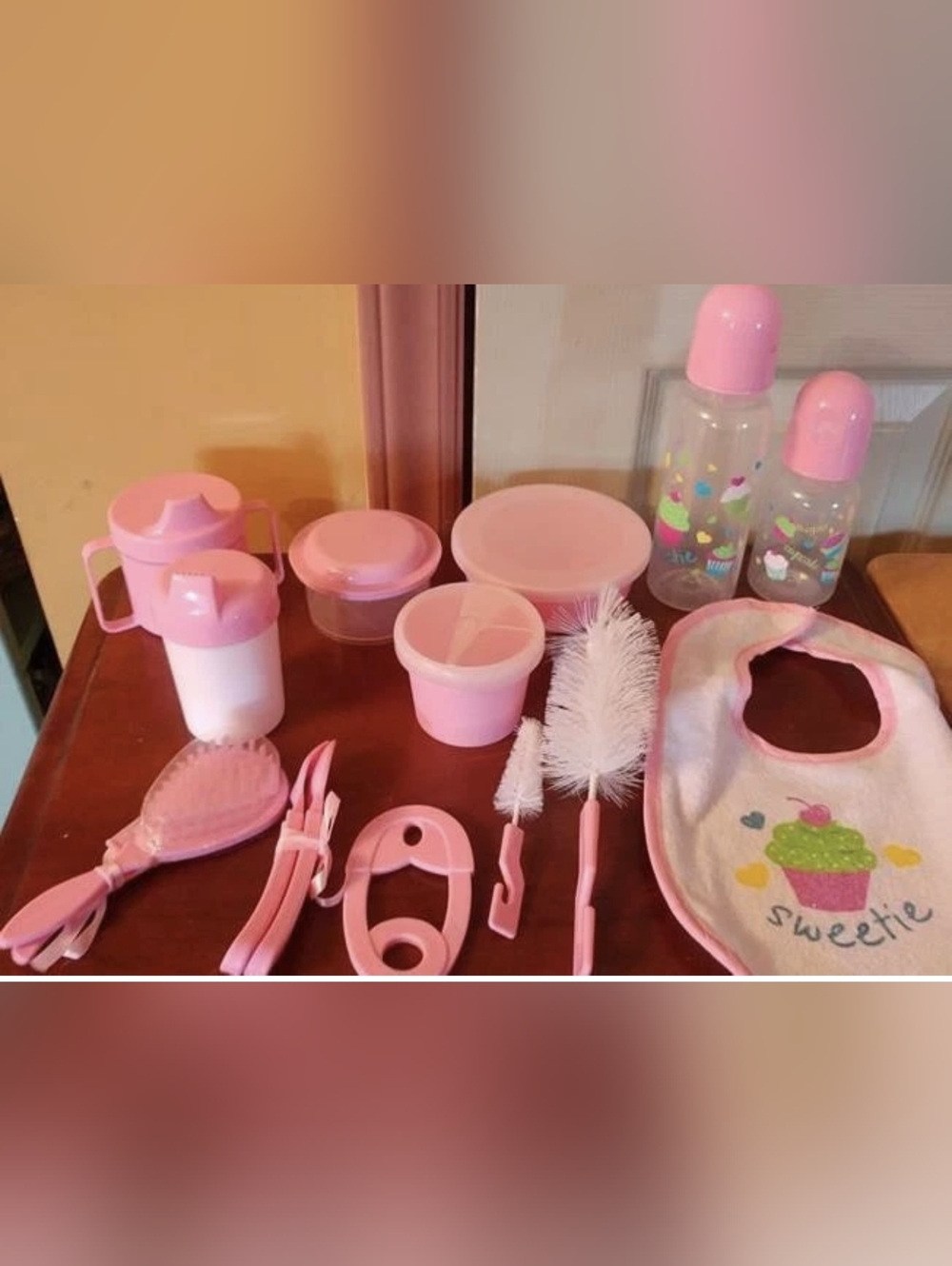 New Baby King 15Pc Feeding Set, Cupcake Theme, Bottles, Bib, Sippy Cups, Bowls